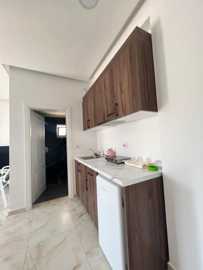 Liel Apartments Ksamil Exterior foto