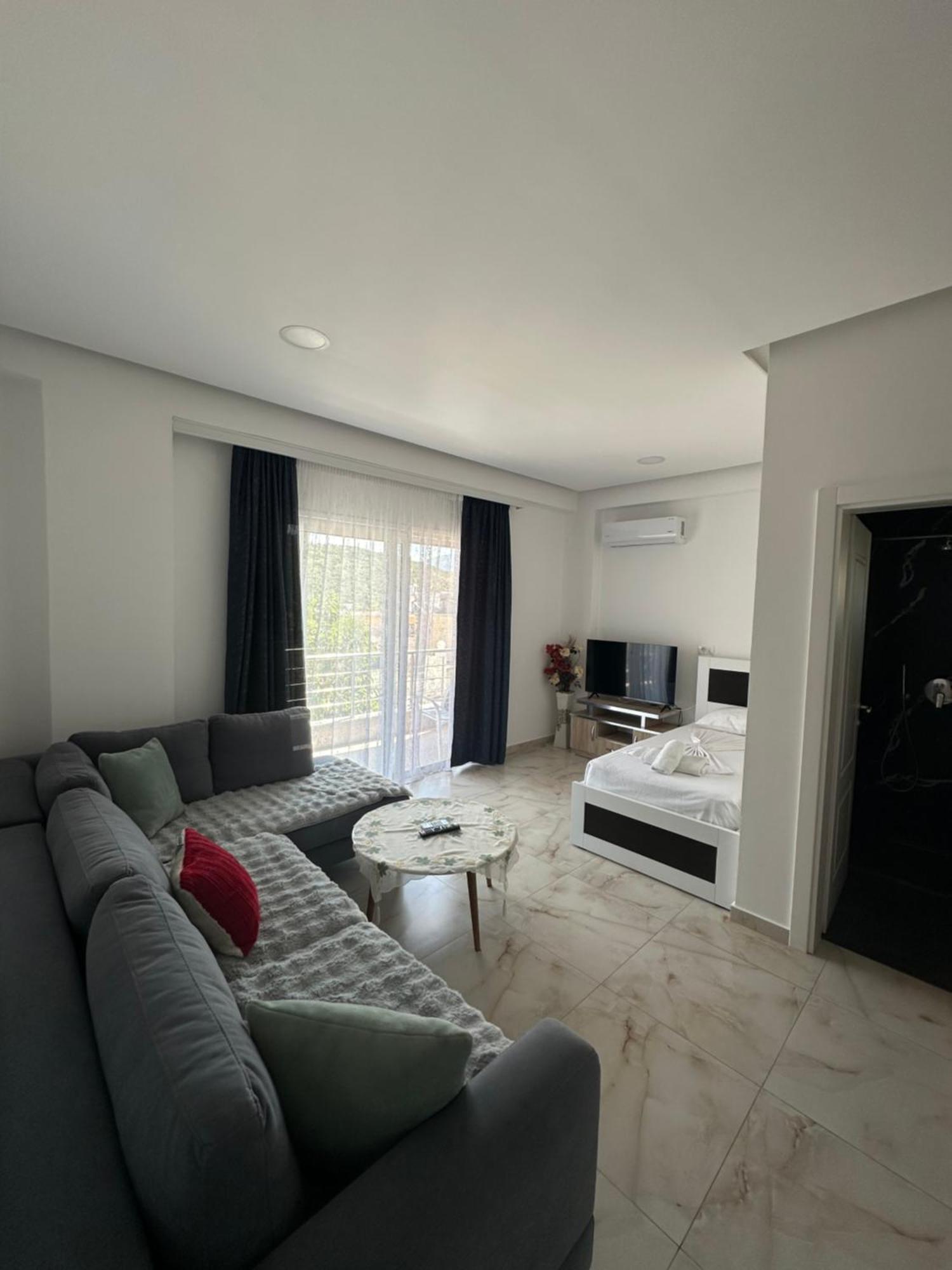 Liel Apartments Ksamil Exterior foto